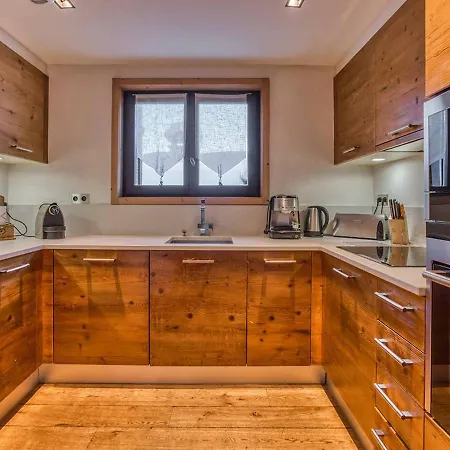 112m² 1850, Centre, Proche Pistes, 3 Chambres, Balneo, Hammam, Wifi - Fr-1-631-165 Courchevel